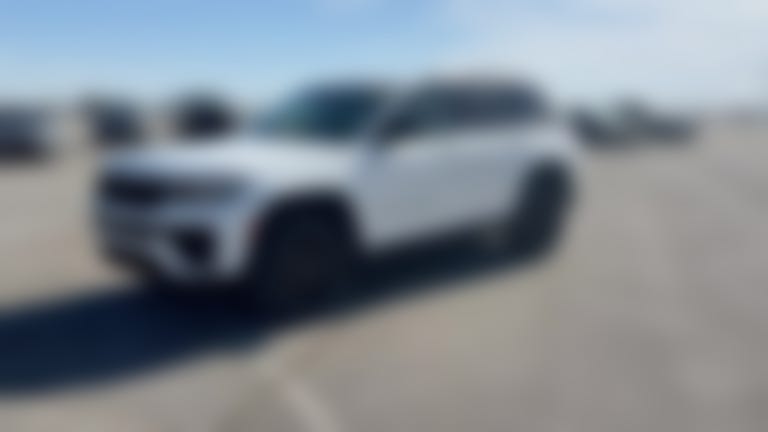 2026 Jeep Grand Cherokee vehicle photo