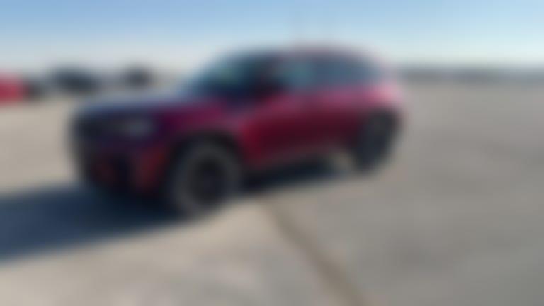 2026 Jeep Grand Cherokee vehicle photo