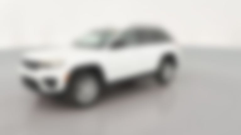 2026 Jeep Grand Cherokee vehicle photo