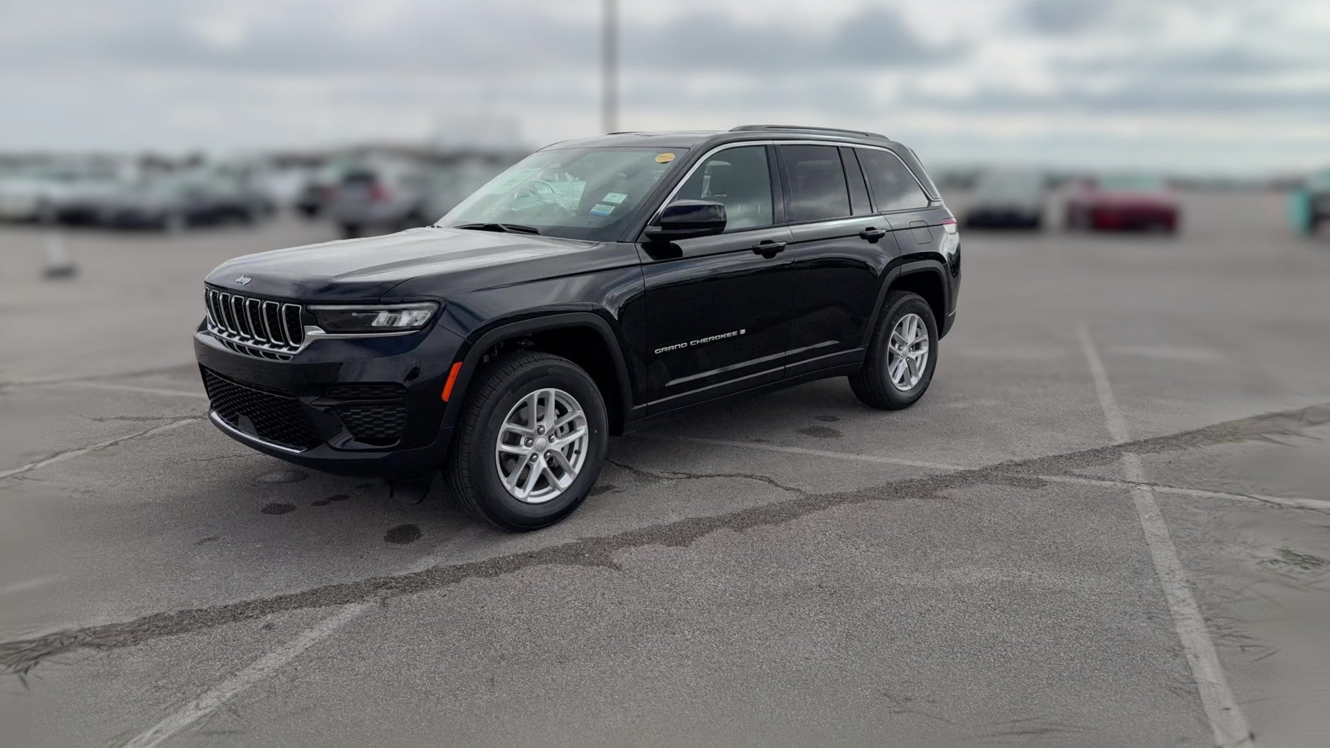 2026 Jeep Grand Cherokee vehicle photo