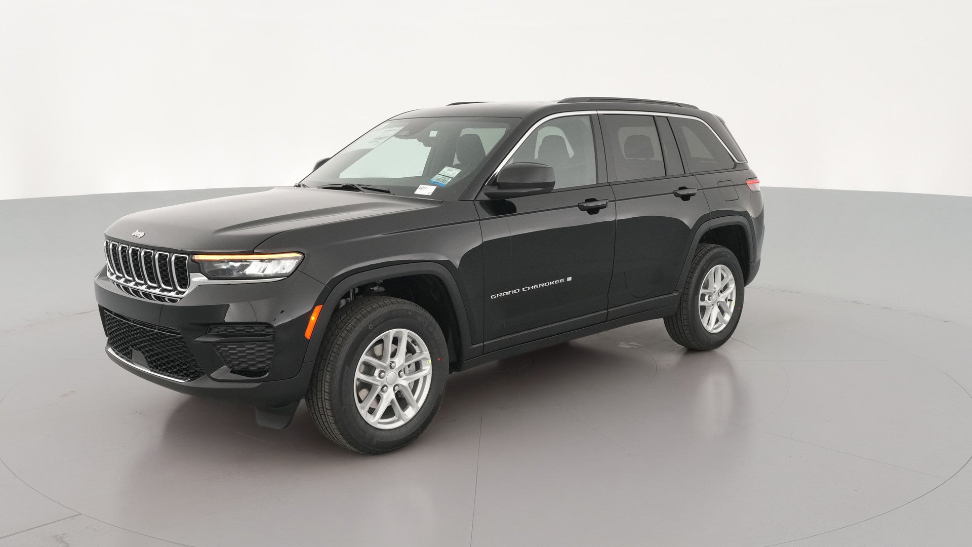 2026 Jeep Grand Cherokee vehicle photo