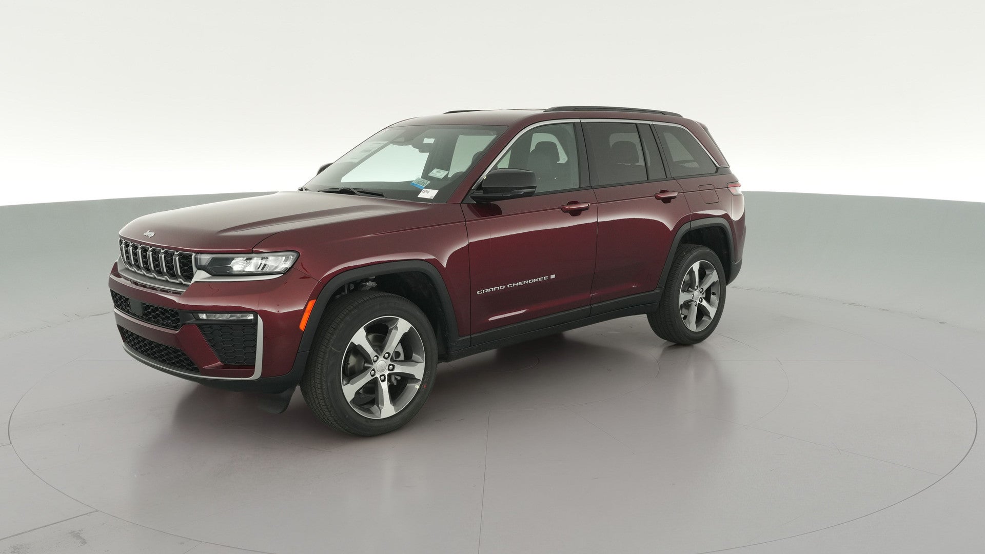 2026 Jeep Grand Cherokee vehicle photo