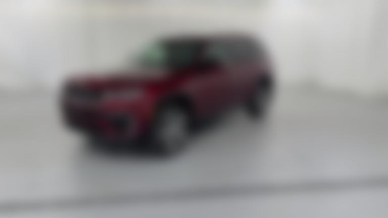 2026 Jeep Grand Cherokee vehicle photo