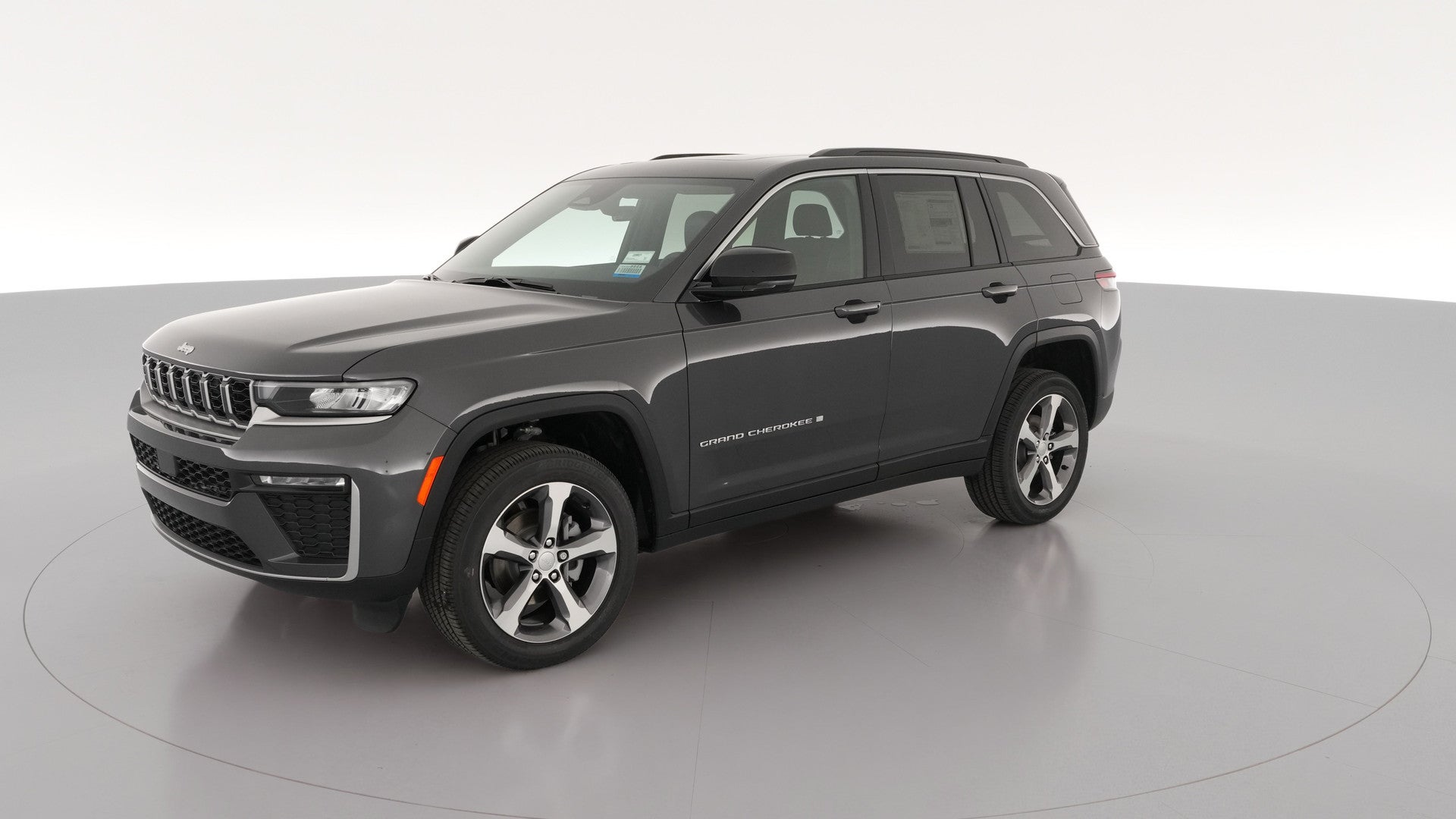 2026 Jeep Grand Cherokee vehicle photo
