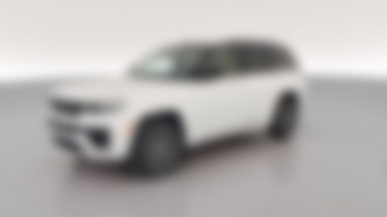 2026 Jeep Grand Cherokee vehicle photo