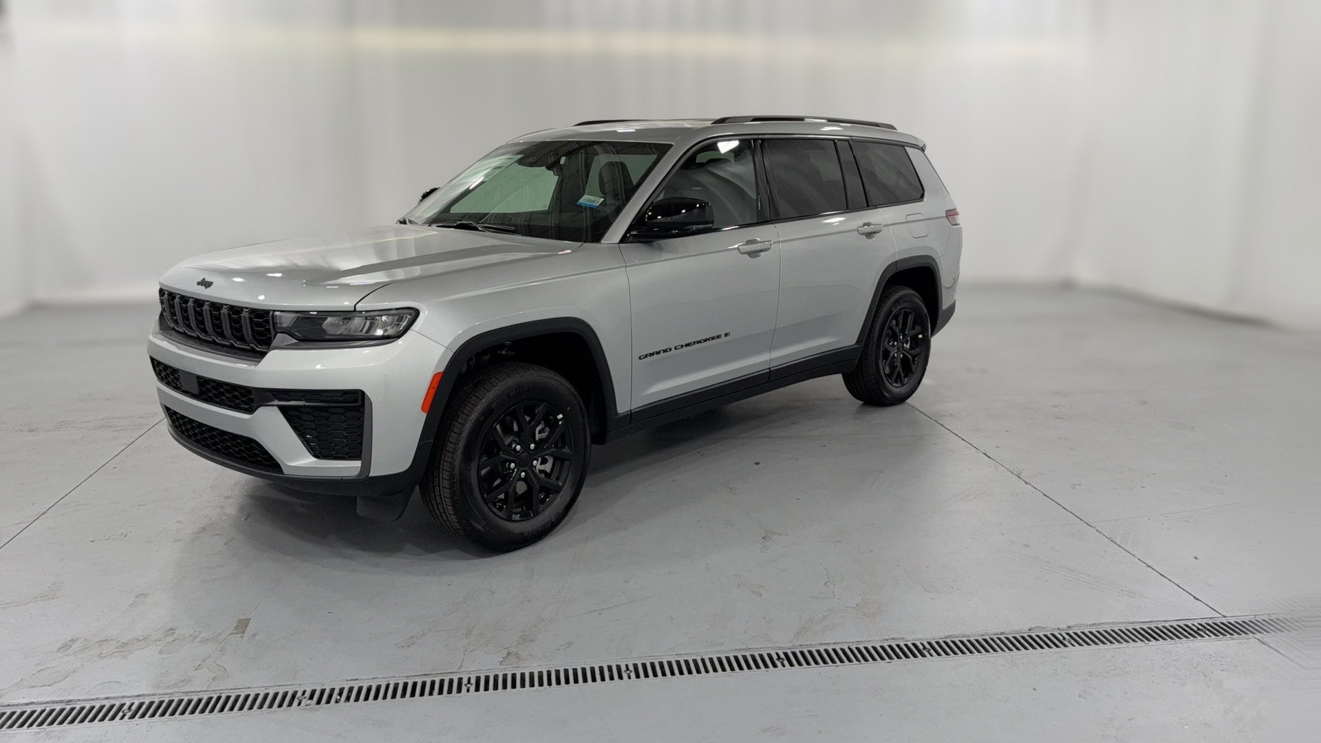 2026 Jeep Grand Cherokee L vehicle photo
