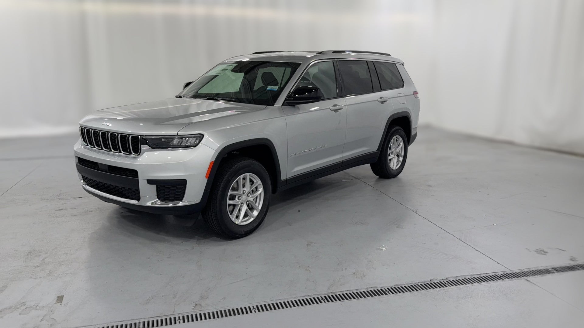 2026 Jeep Grand Cherokee L vehicle photo