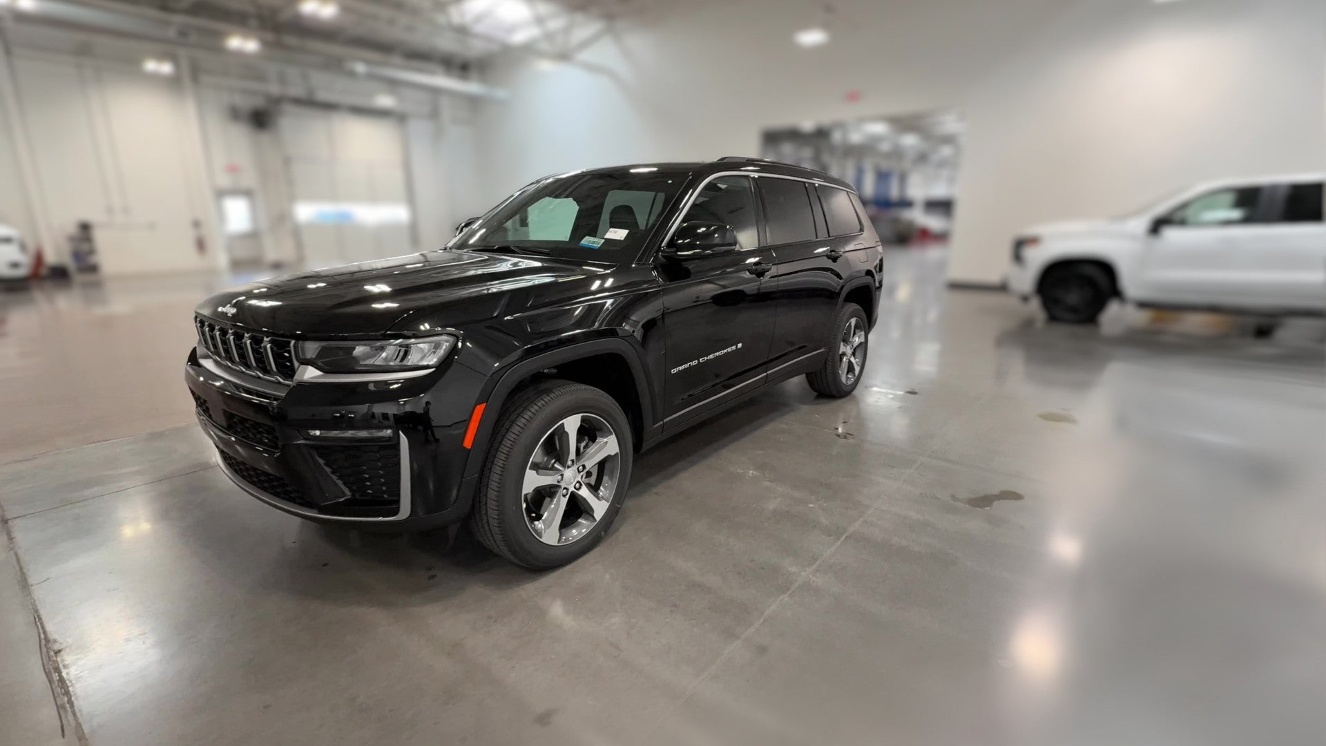 2026 Jeep Grand Cherokee L vehicle photo