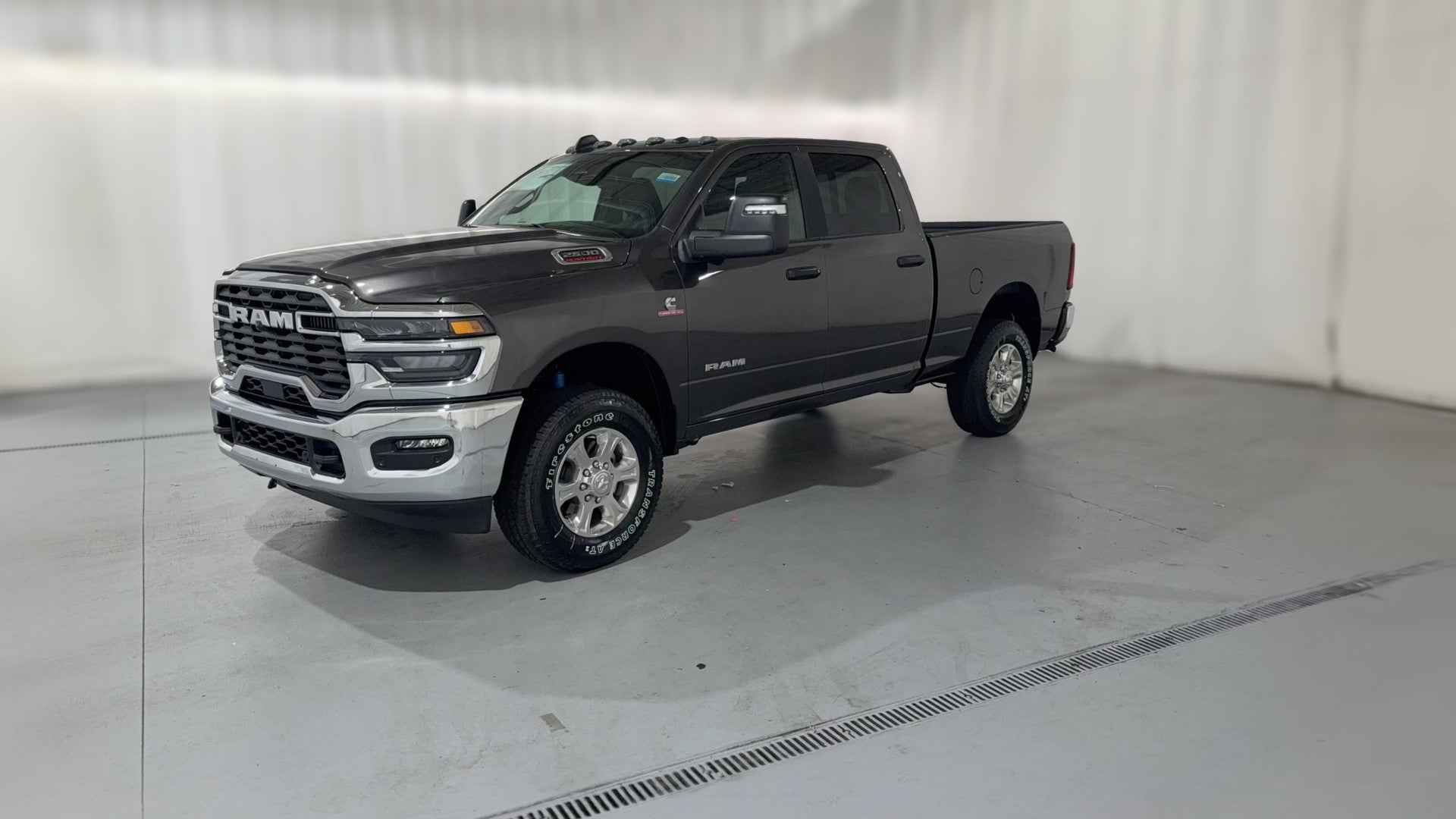 2026 Ram 2500 Crew Cab vehicle photo