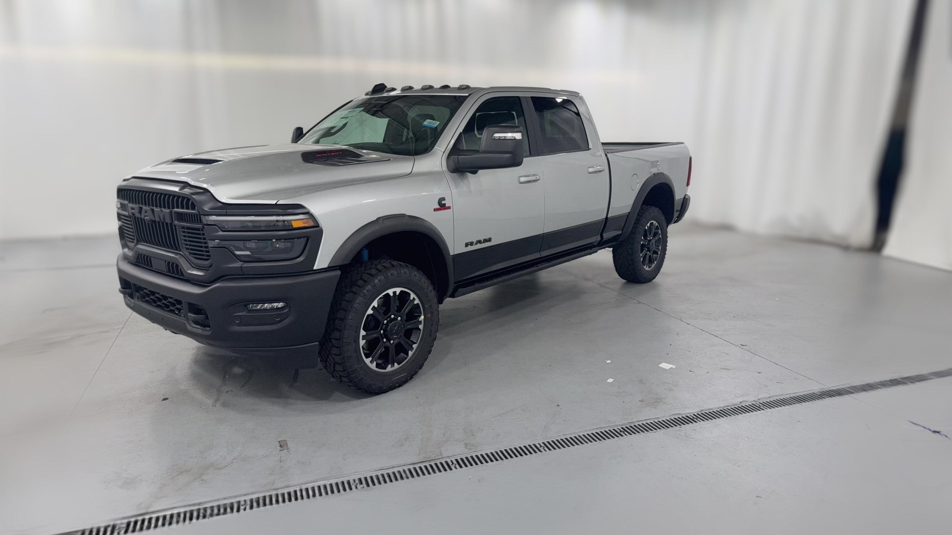 2026 Ram 2500 Crew Cab vehicle photo