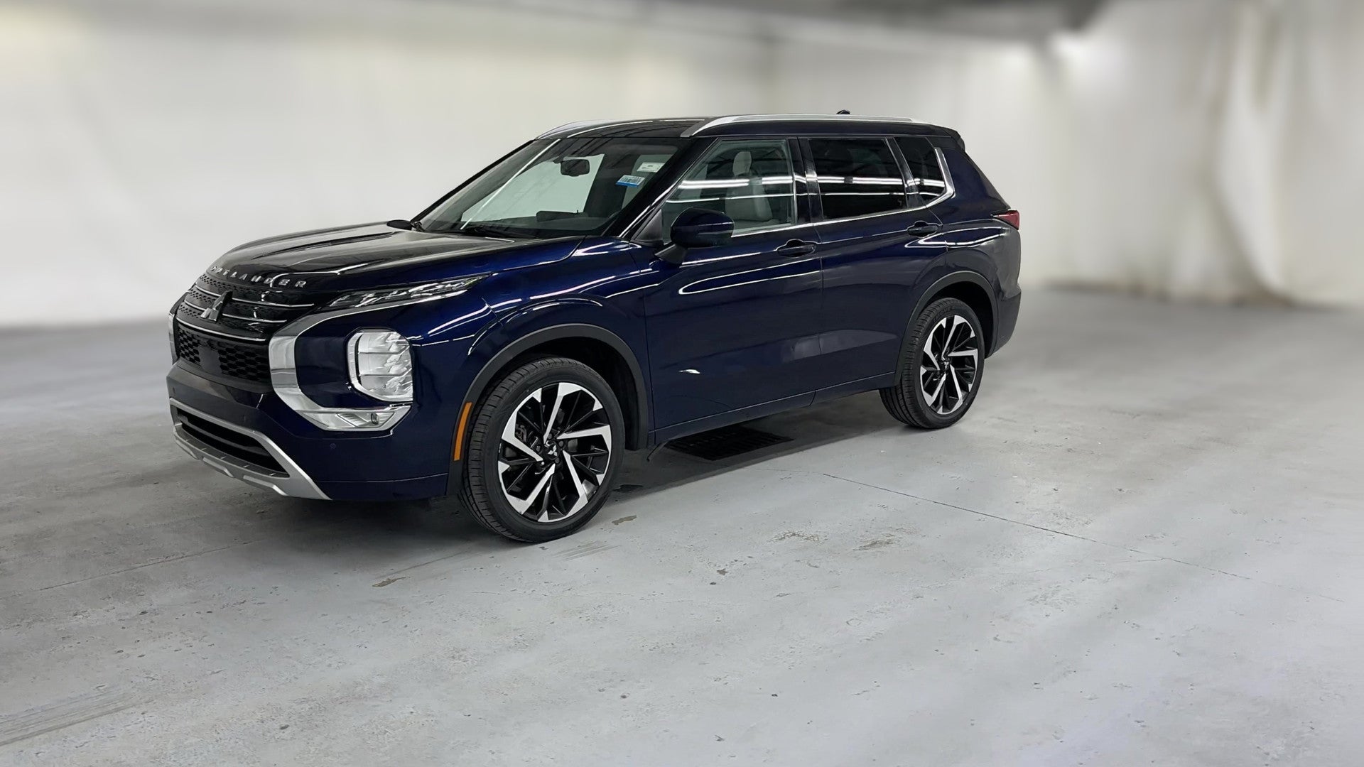 2022 Mitsubishi Outlander vehicle photo