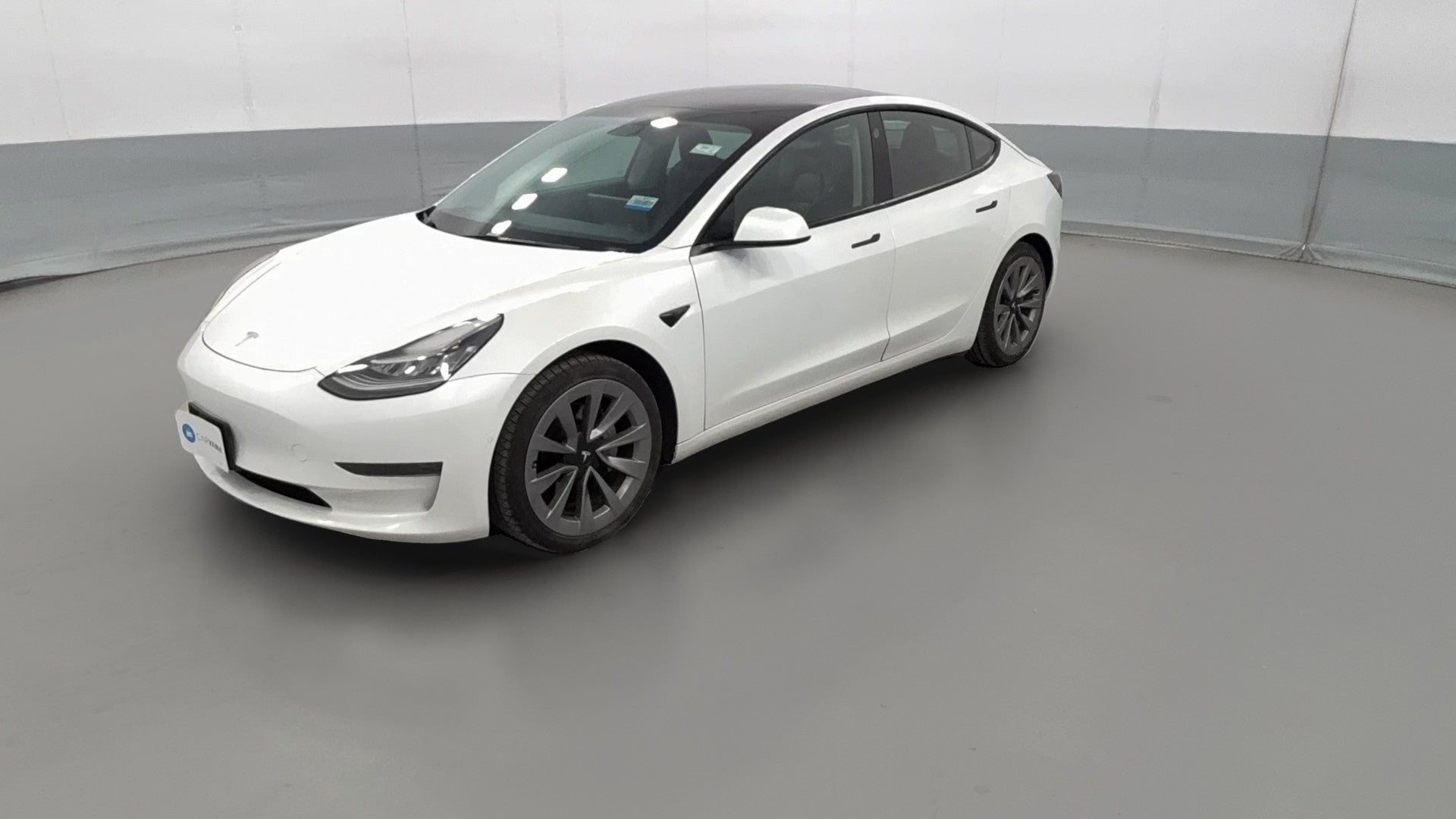 2021 Tesla Model 3 vehicle photo