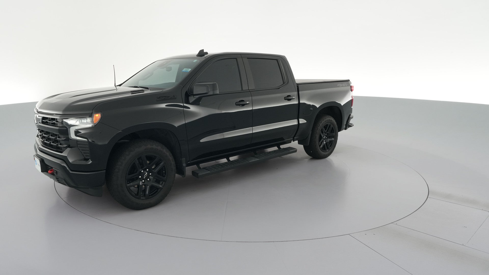 2025 Chevrolet Silverado 1500 Crew Cab vehicle photo