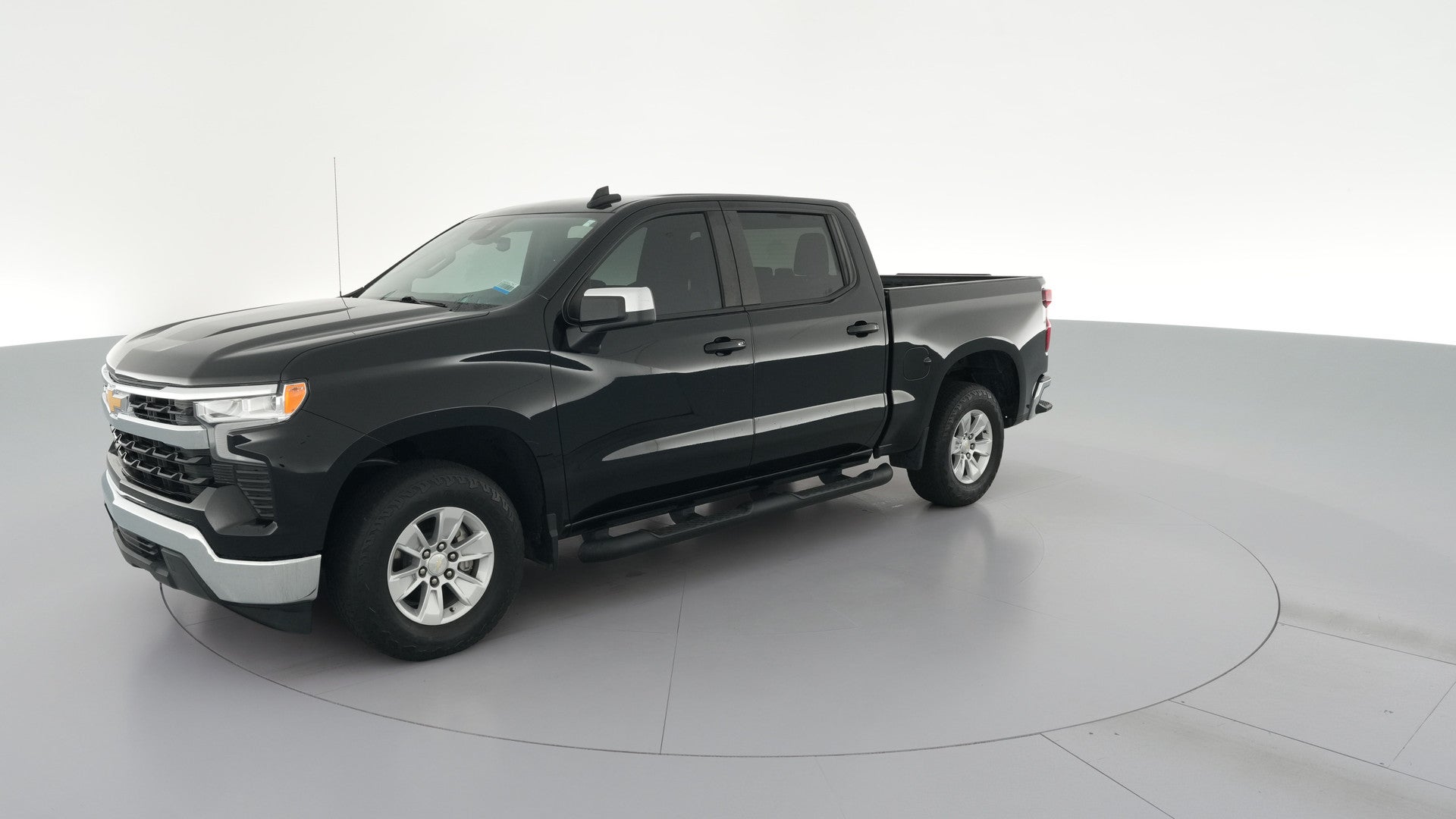 2023 Chevrolet Silverado 1500 Crew Cab vehicle photo