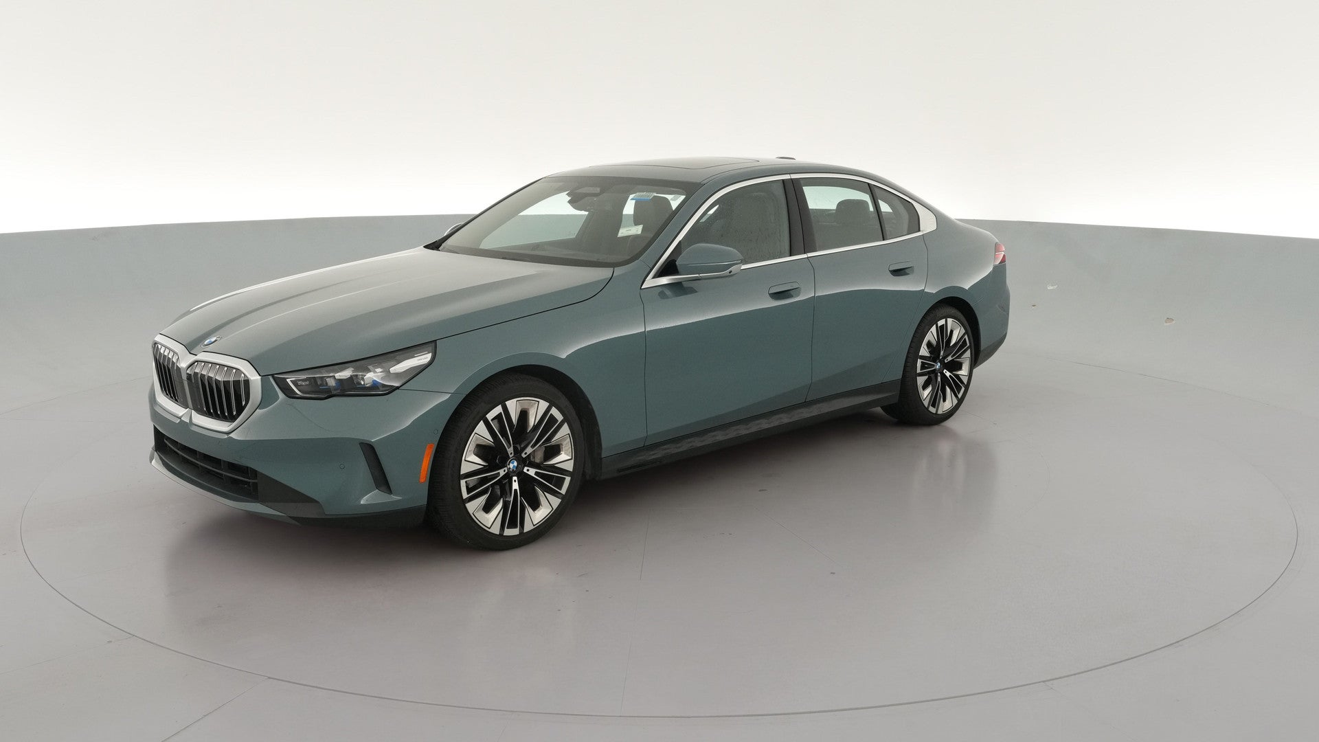 2024 BMW 5 Series vehicle photo