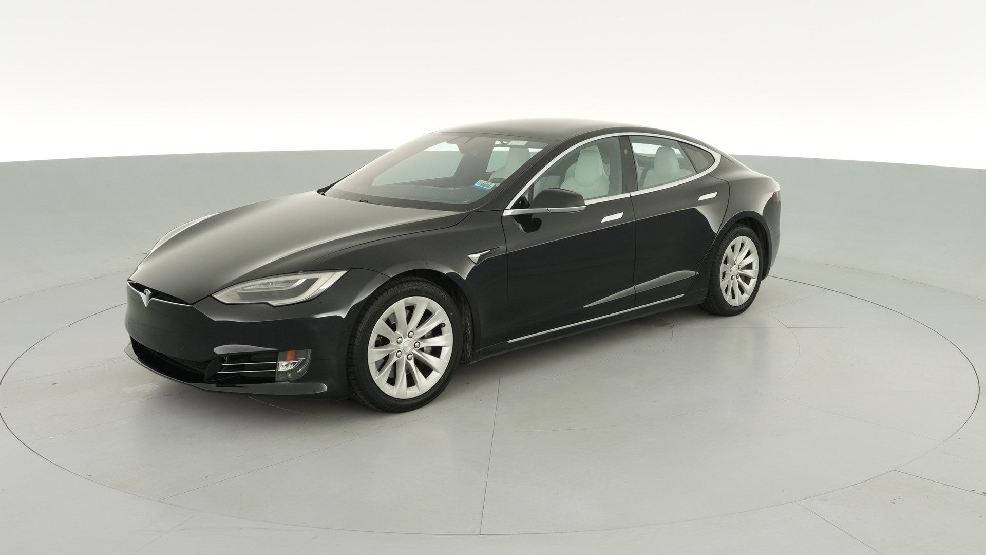 2018 Tesla Model S vehicle photo