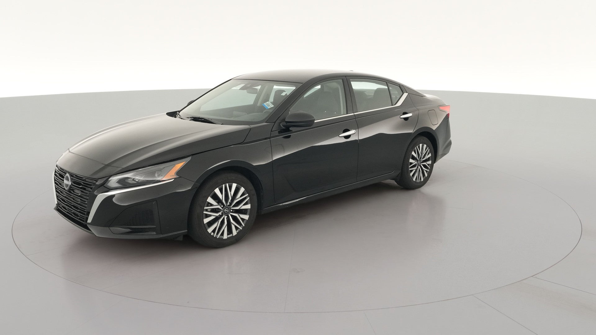 2025 Nissan Altima vehicle photo