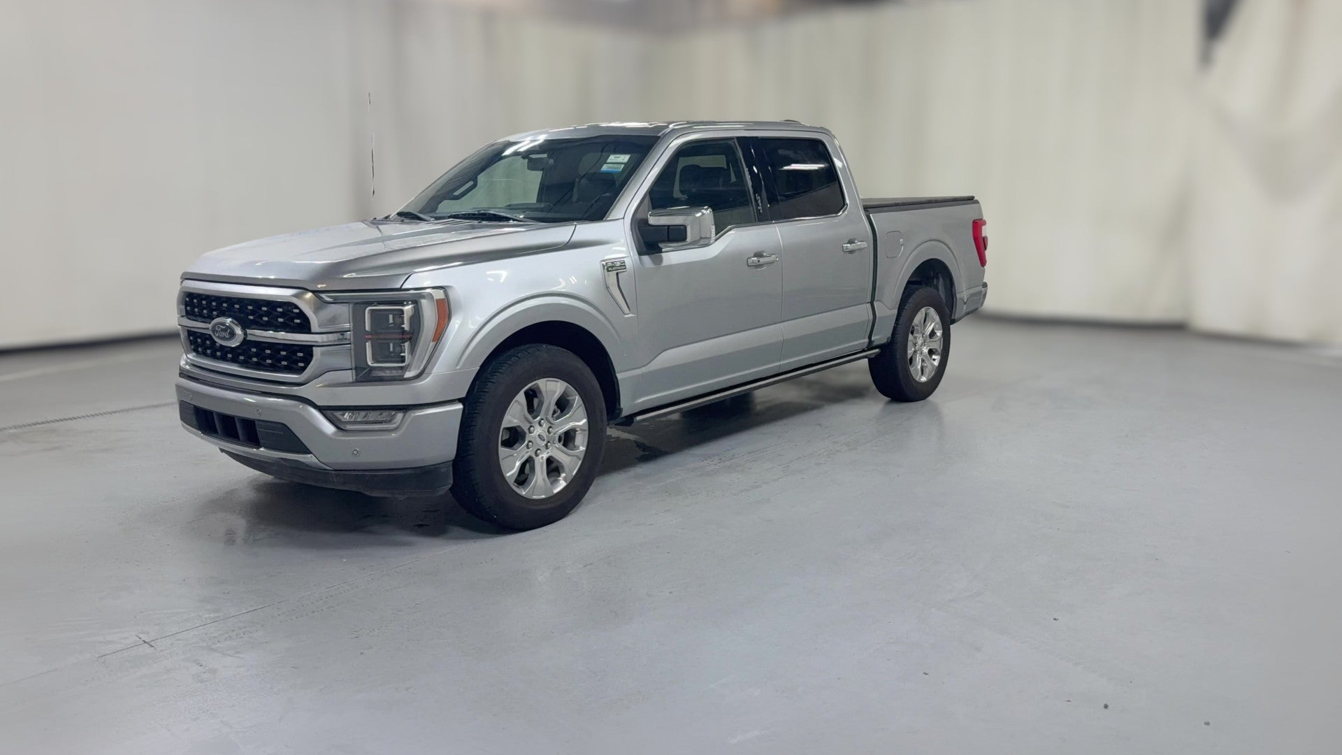 2023 Ford F150 SuperCrew Cab vehicle photo