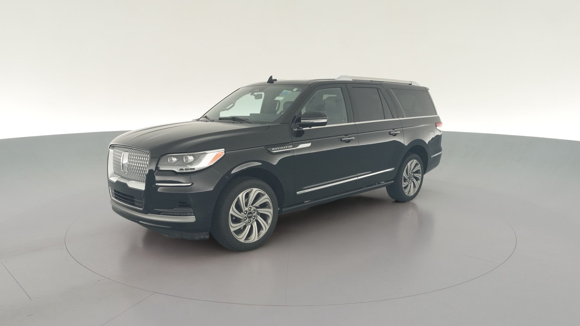 2023 Lincoln Navigator L vehicle photo