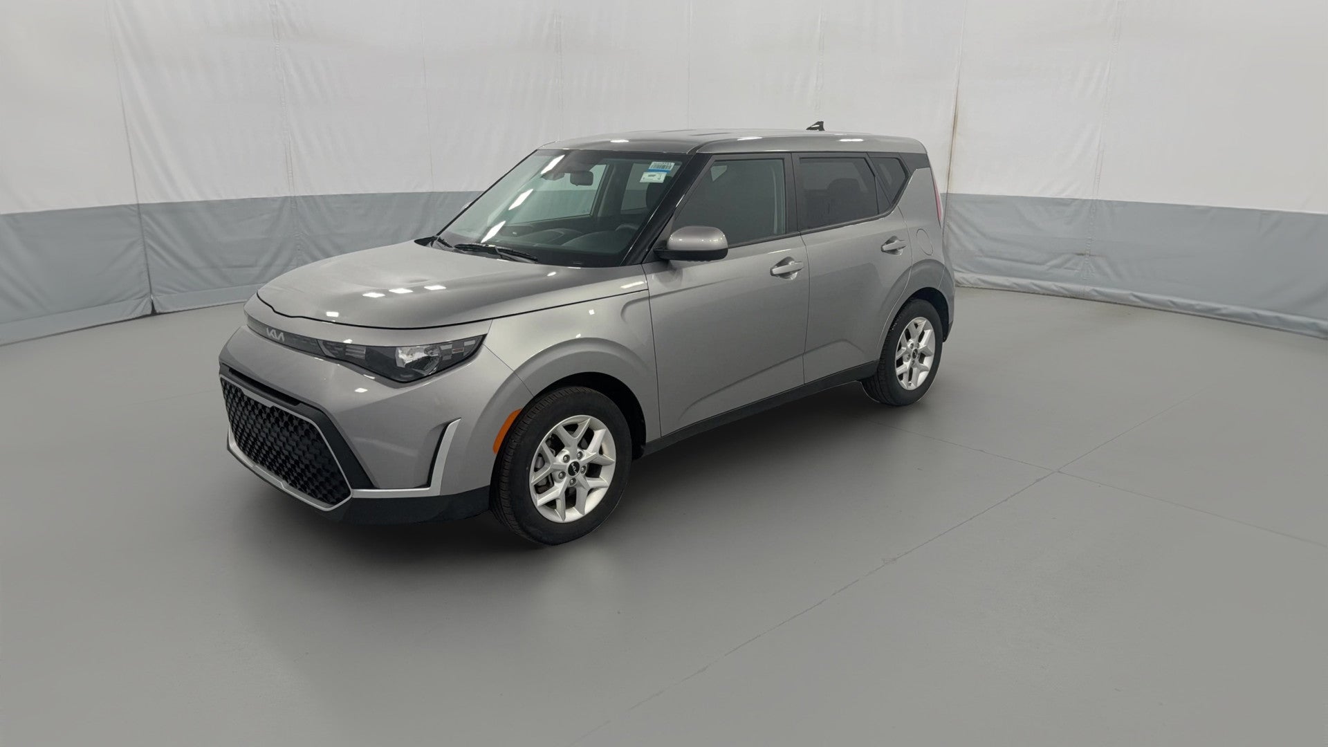2025 Kia Soul vehicle photo