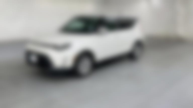 2025 Kia Soul vehicle photo