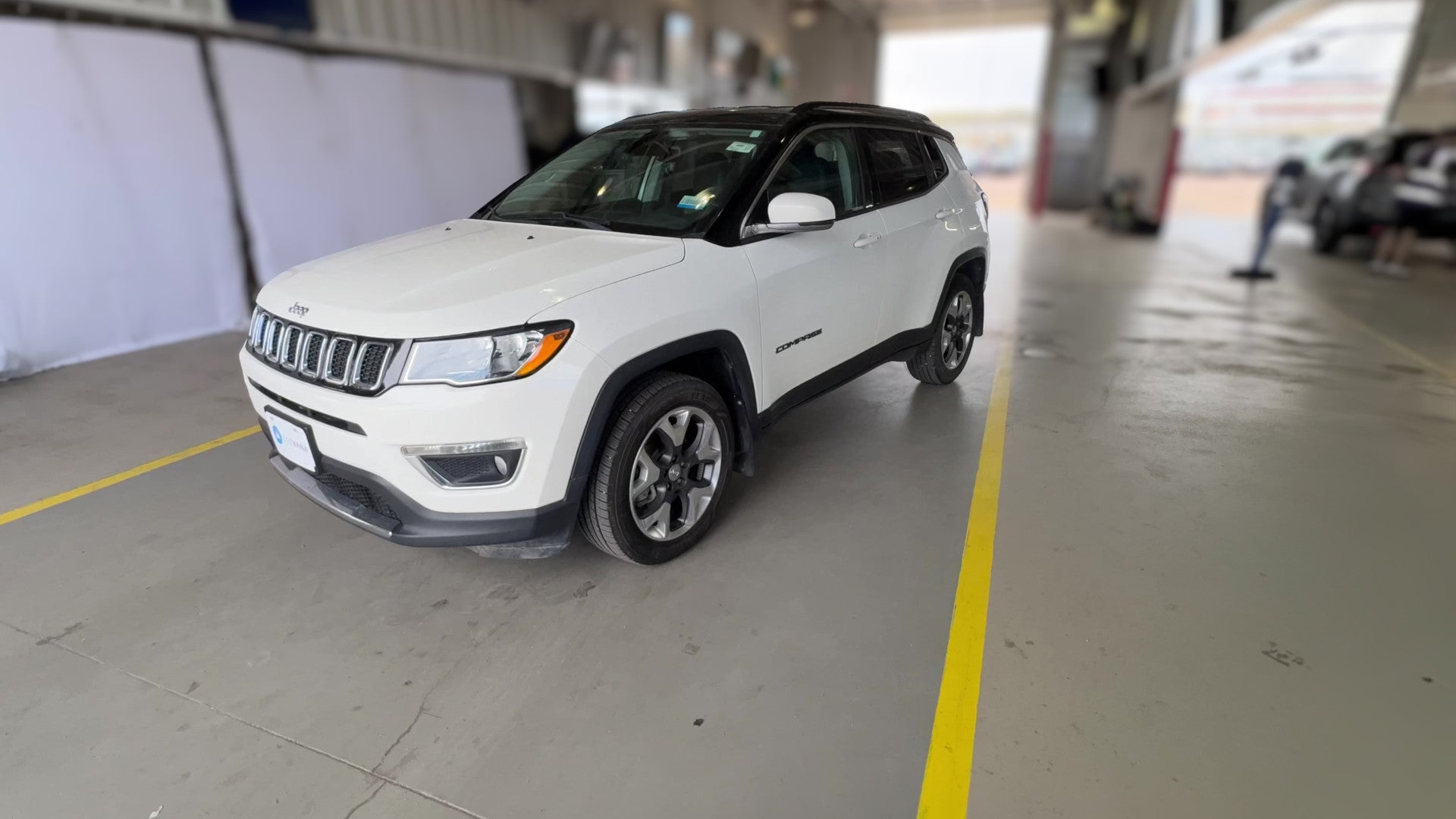 2018 Jeep Compass vehicle photo