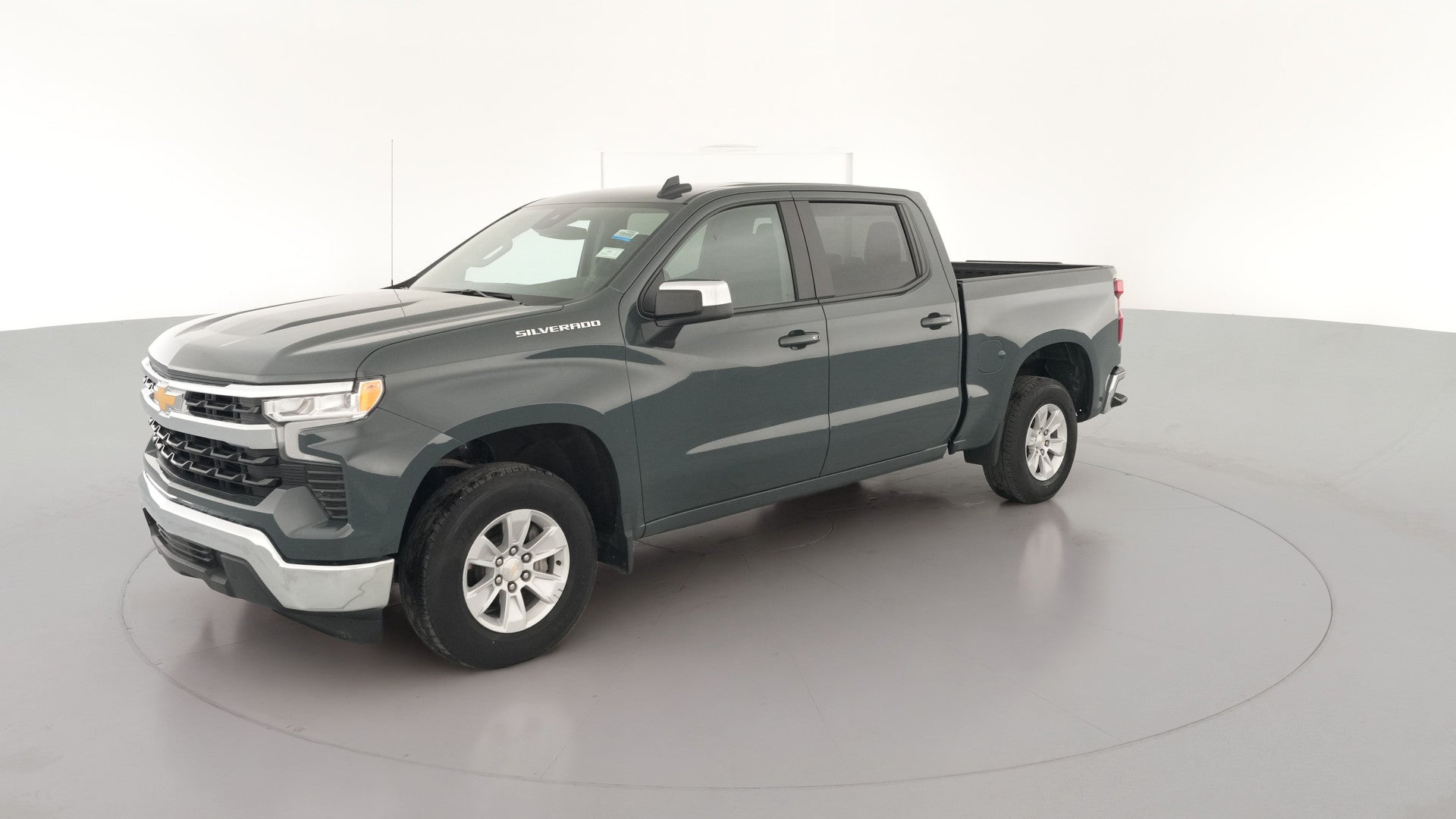 2025 Chevrolet Silverado 1500 Crew Cab vehicle photo