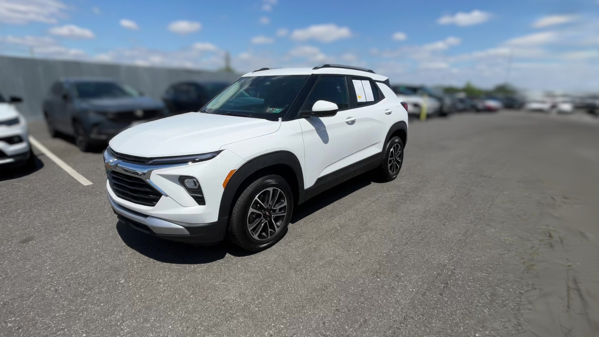 2025 Chevrolet Trailblazer vehicle photo