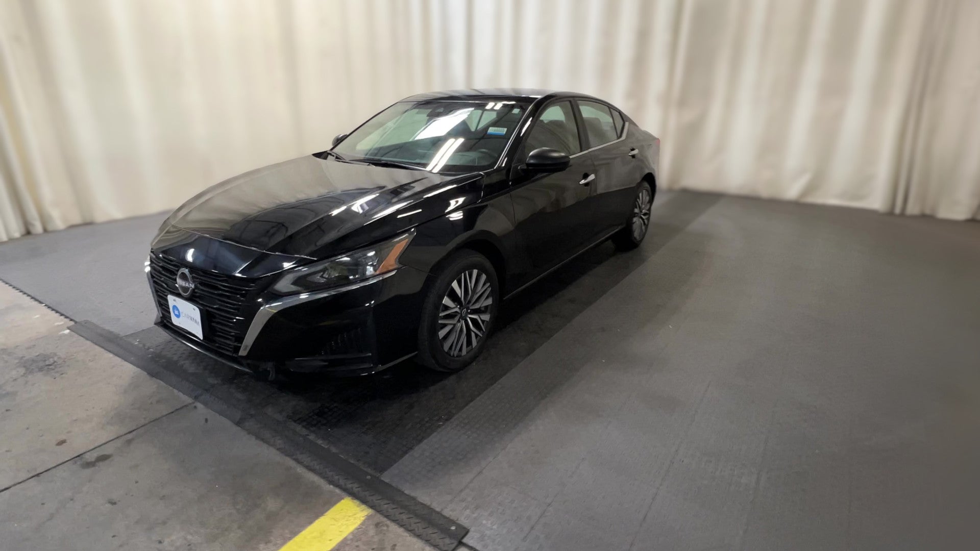 2024 Nissan Altima vehicle photo