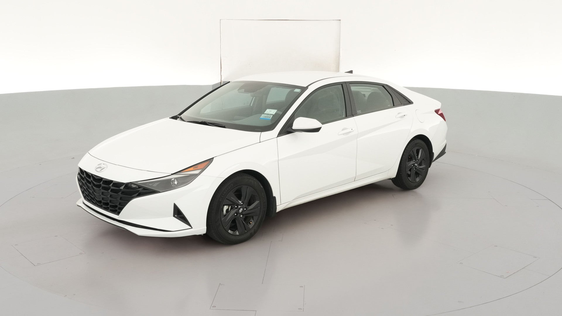 2022 Hyundai Elantra vehicle photo