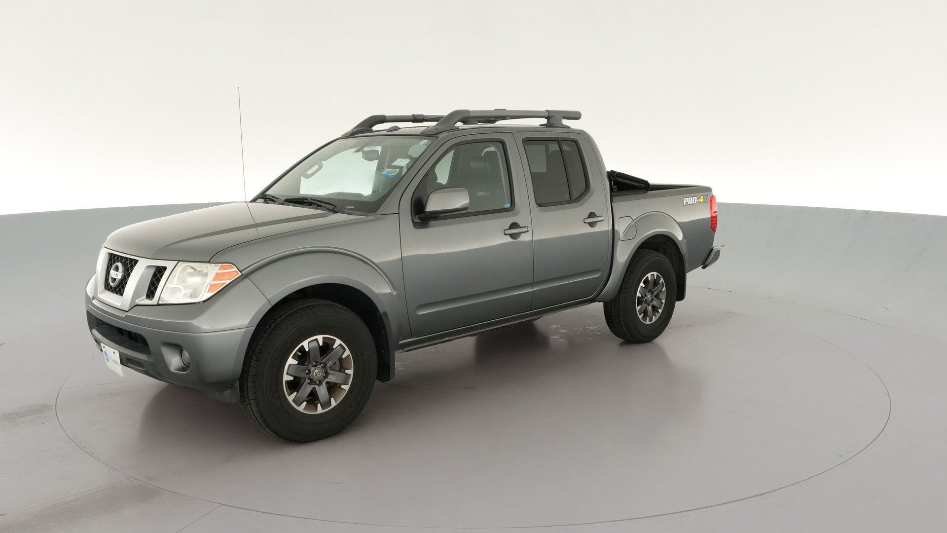 2017 Nissan Frontier Crew Cab vehicle photo