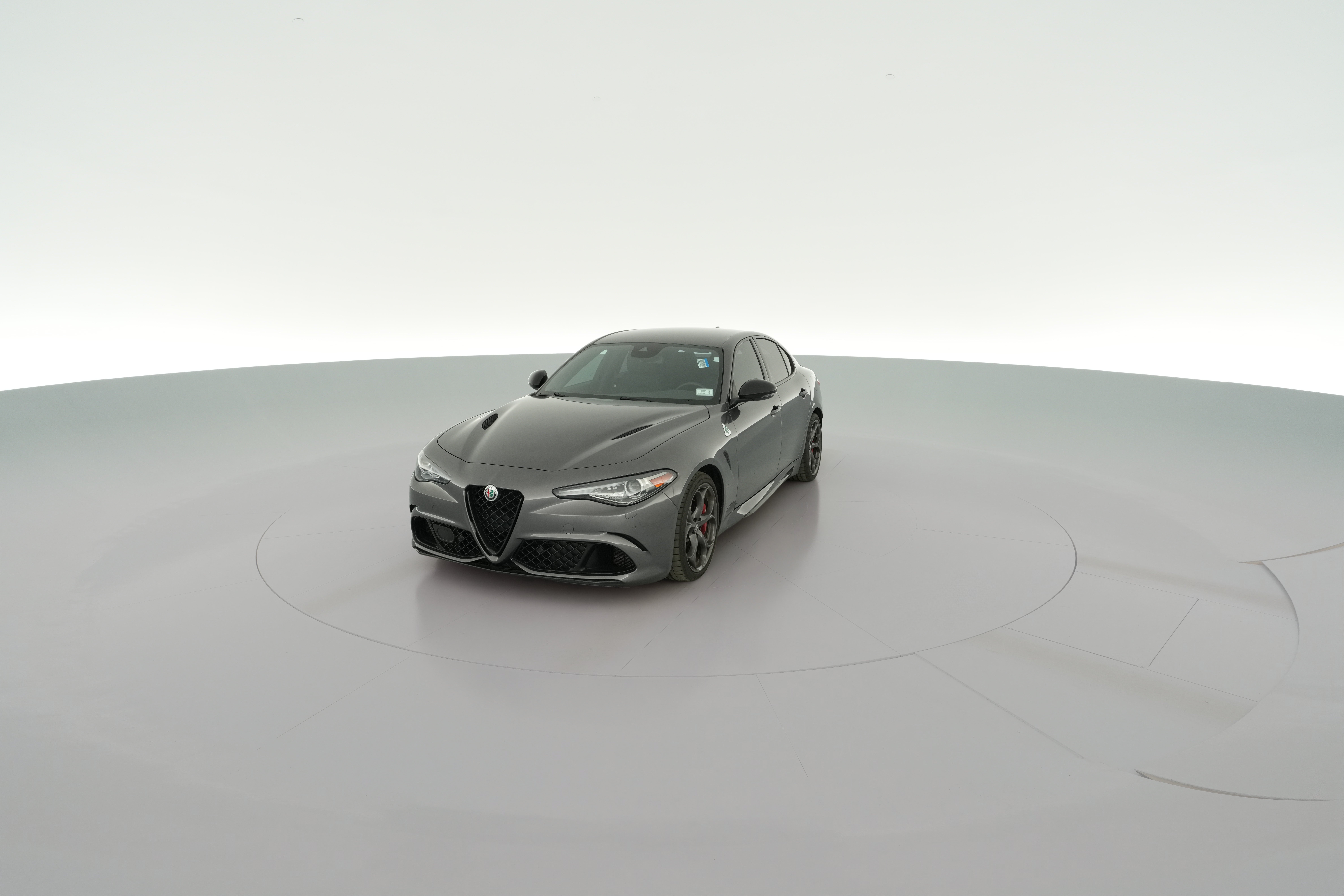 2022 Alfa Romeo Giulia Quadrifoglio - Photo 27