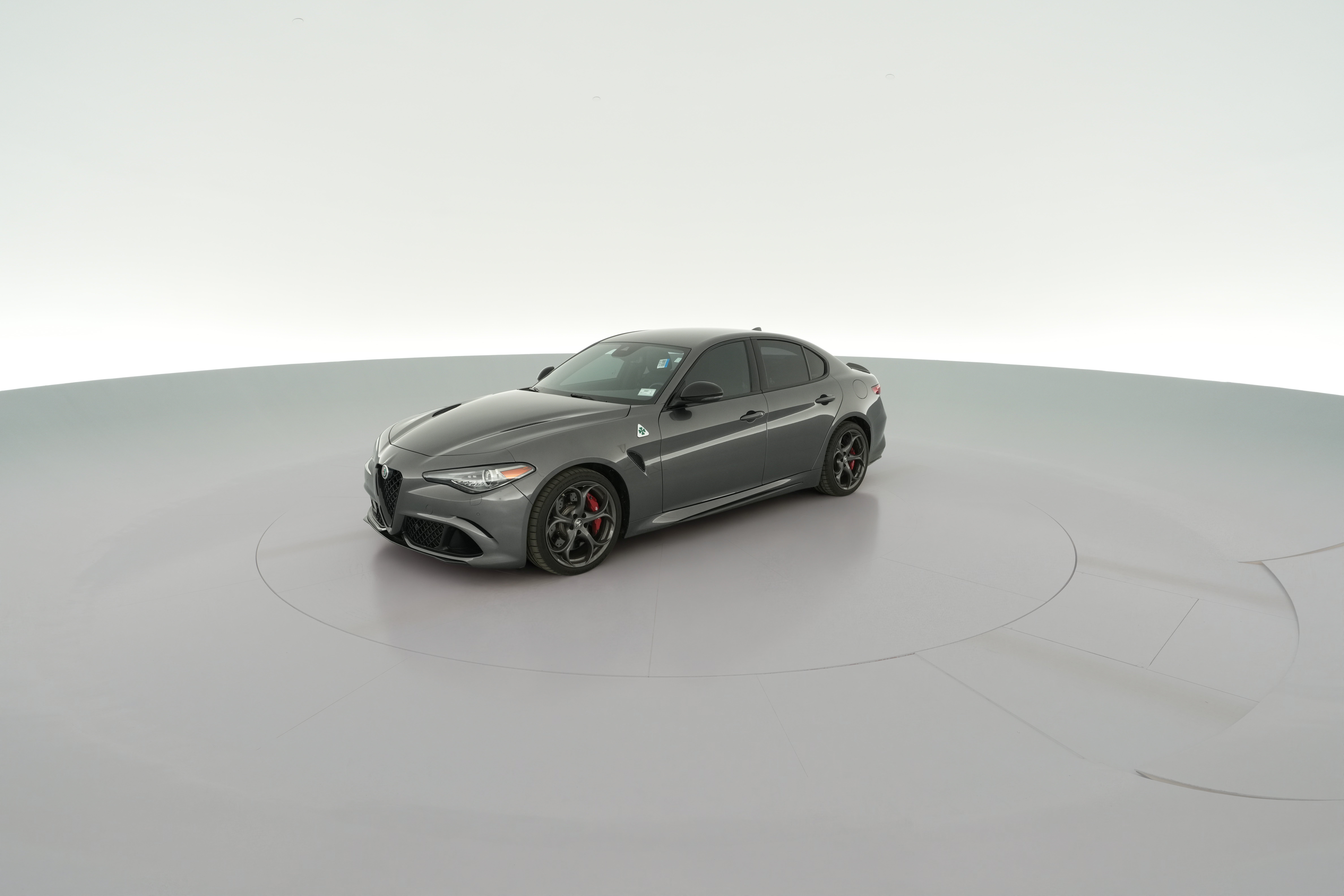 2022 Alfa Romeo Giulia Quadrifoglio - Photo 28