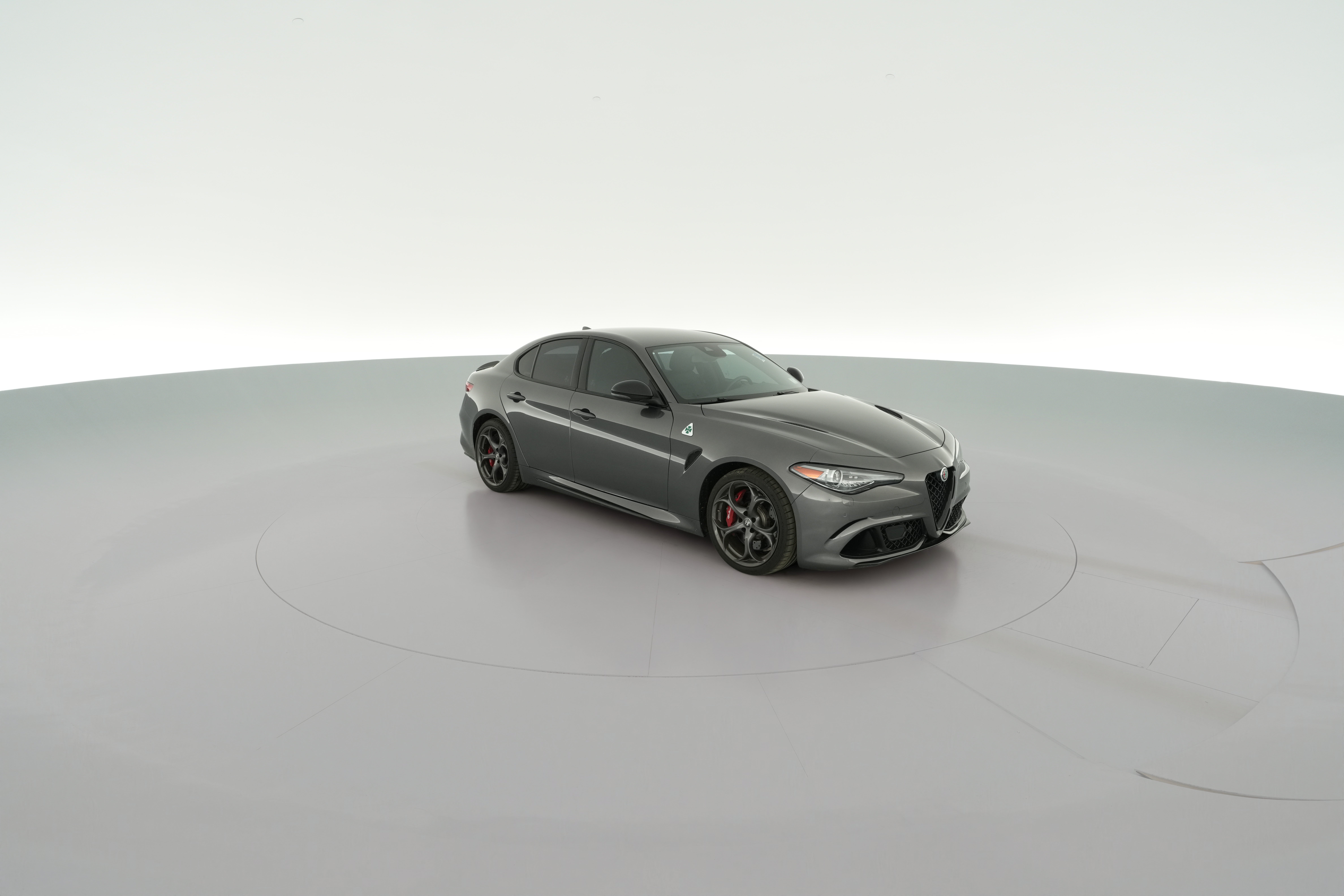 2022 Alfa Romeo Giulia Quadrifoglio - Photo 40