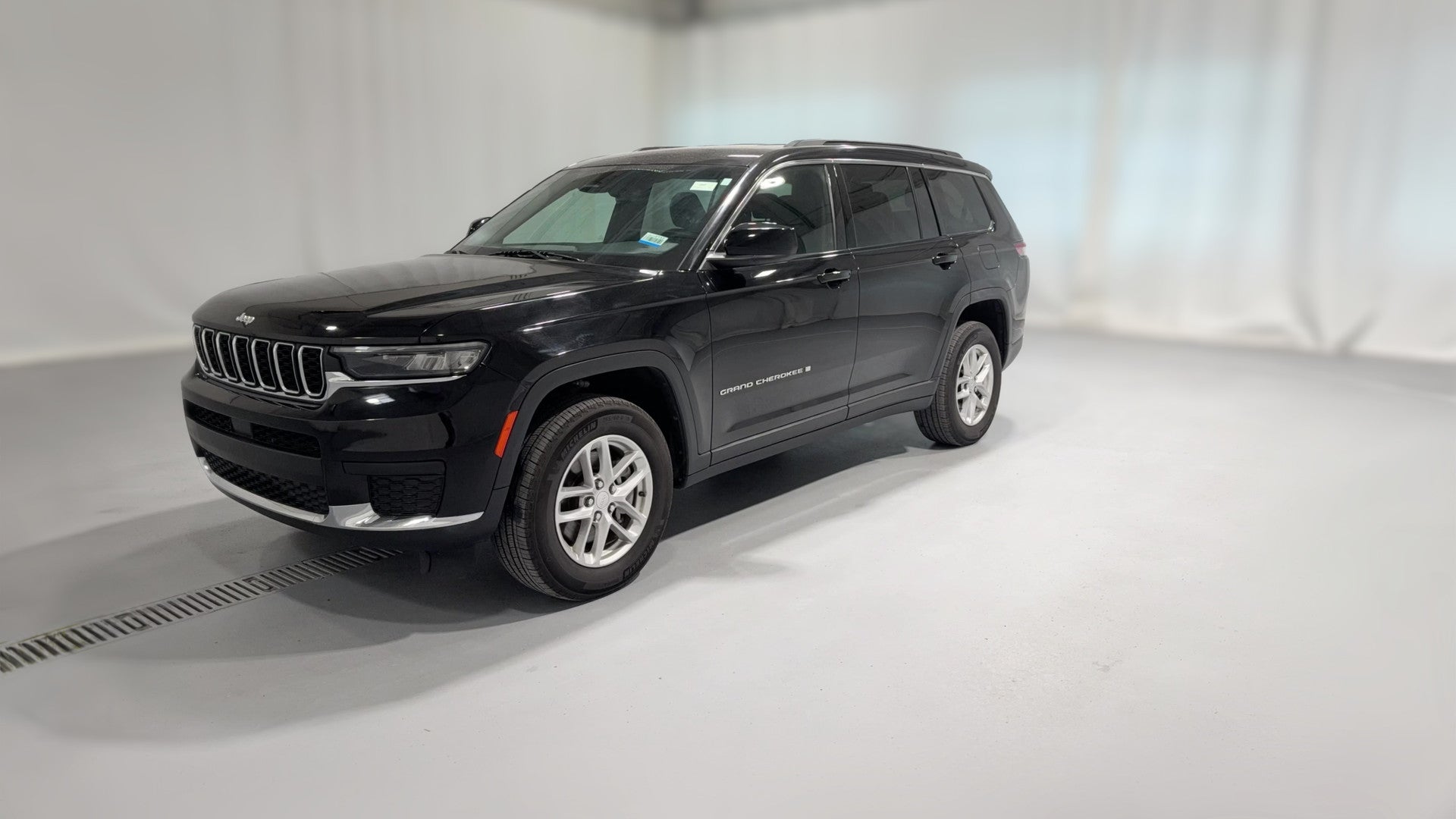 2024 Jeep Grand Cherokee L vehicle photo
