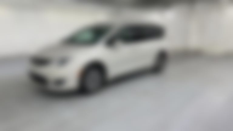 2020 Chrysler Pacifica vehicle photo