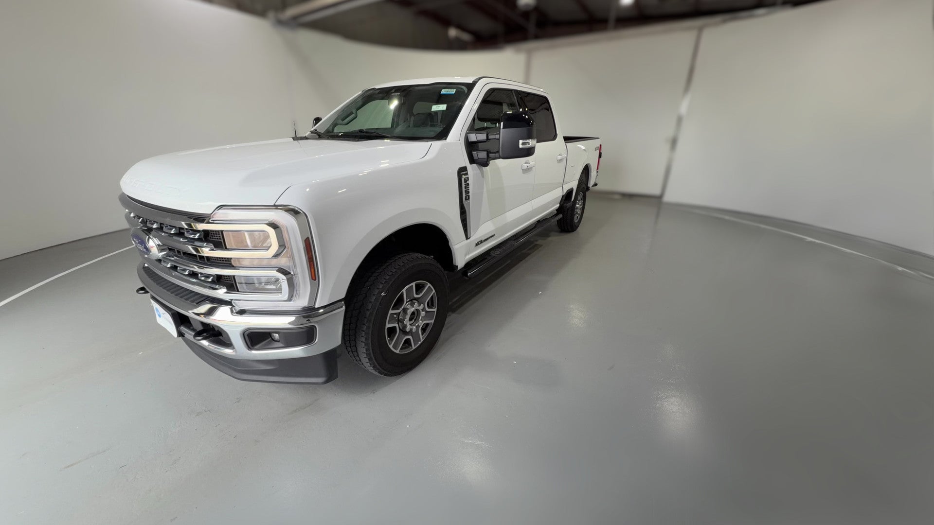 2025 Ford F250 Super Duty Crew Cab vehicle photo