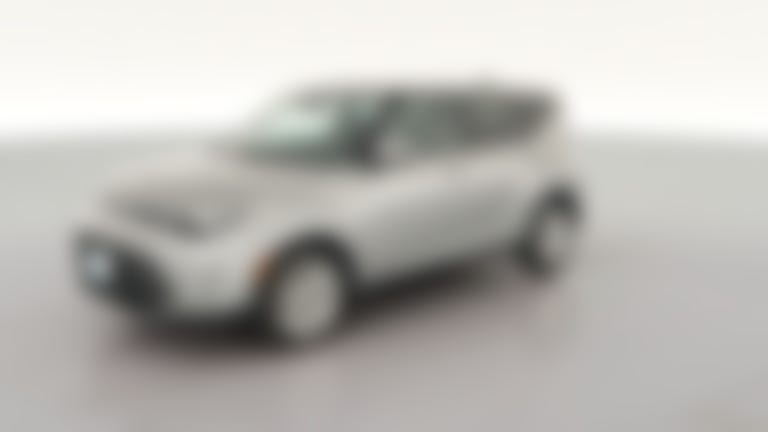 2025 Kia Soul vehicle photo