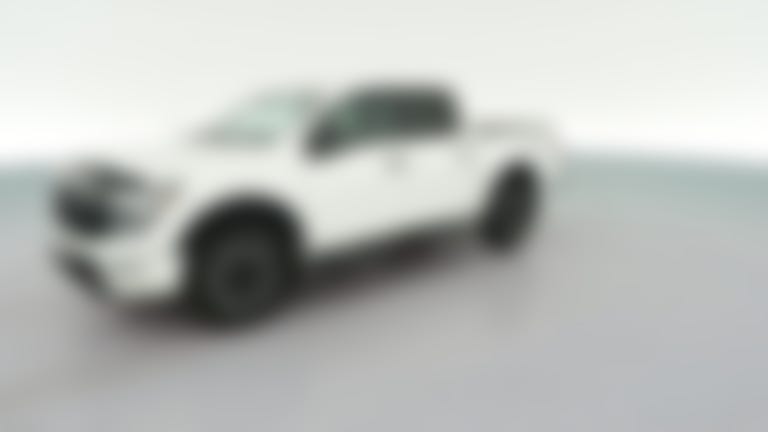 2021 Nissan Titan Crew Cab vehicle photo