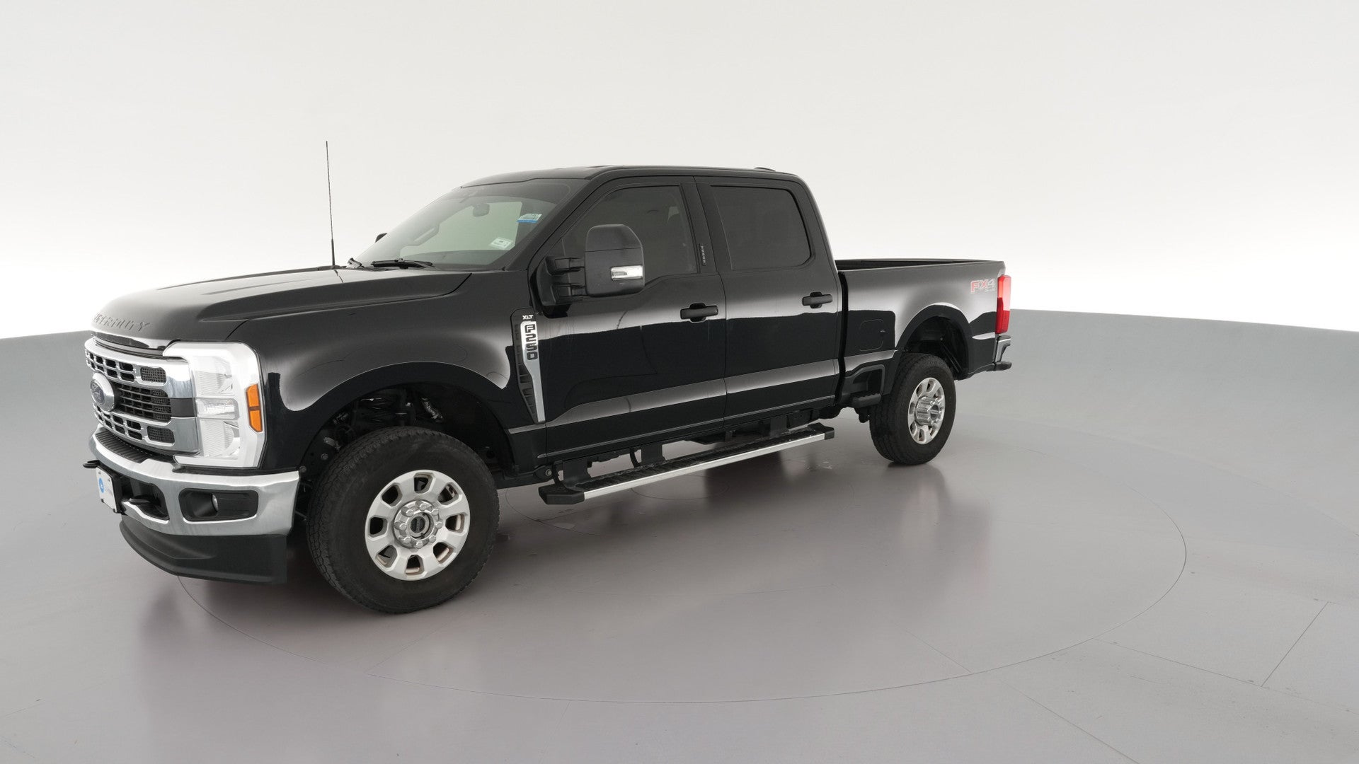 2024 Ford F250 Super Duty Crew Cab vehicle photo