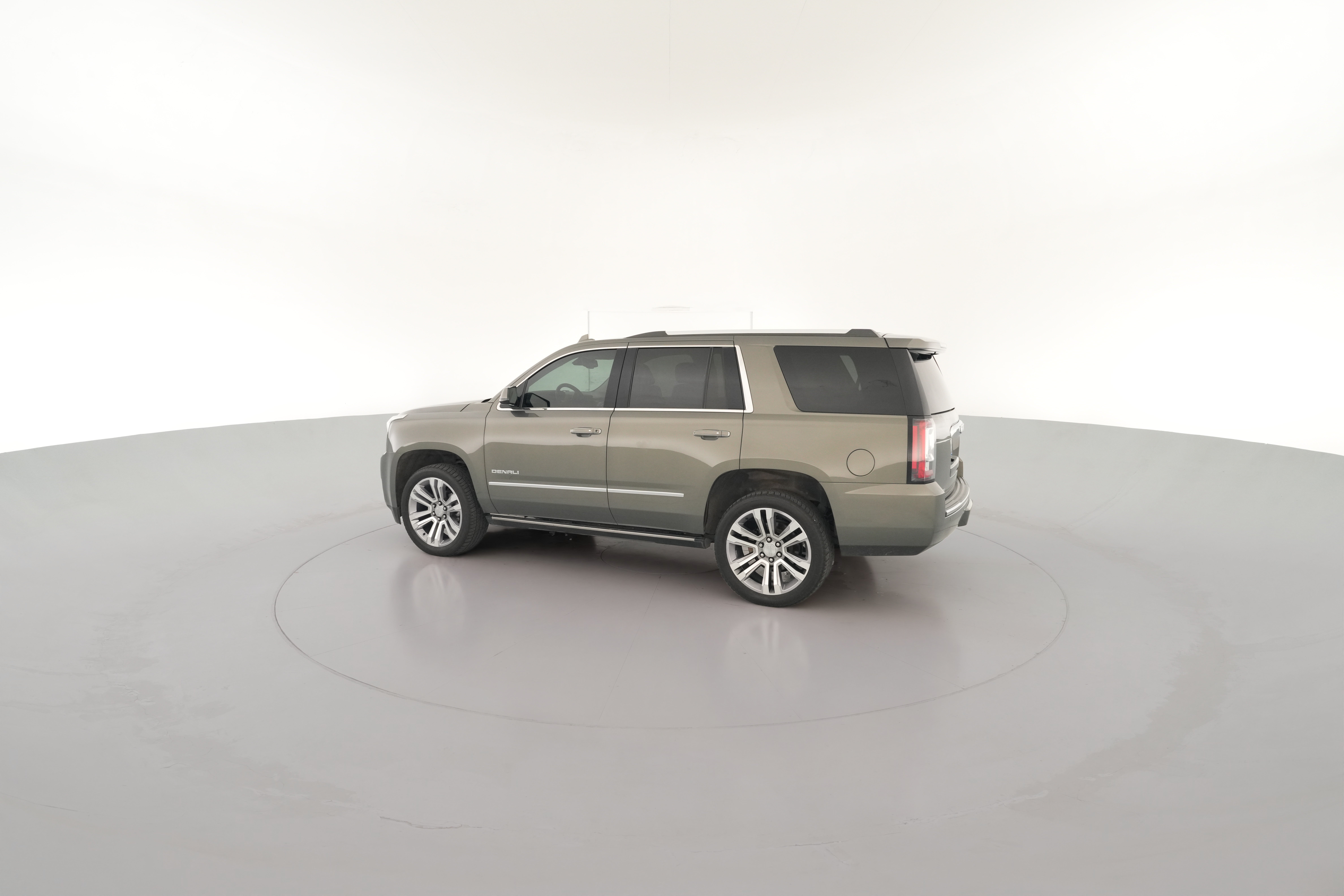 2018 GMC Yukon Denali - Photo 39