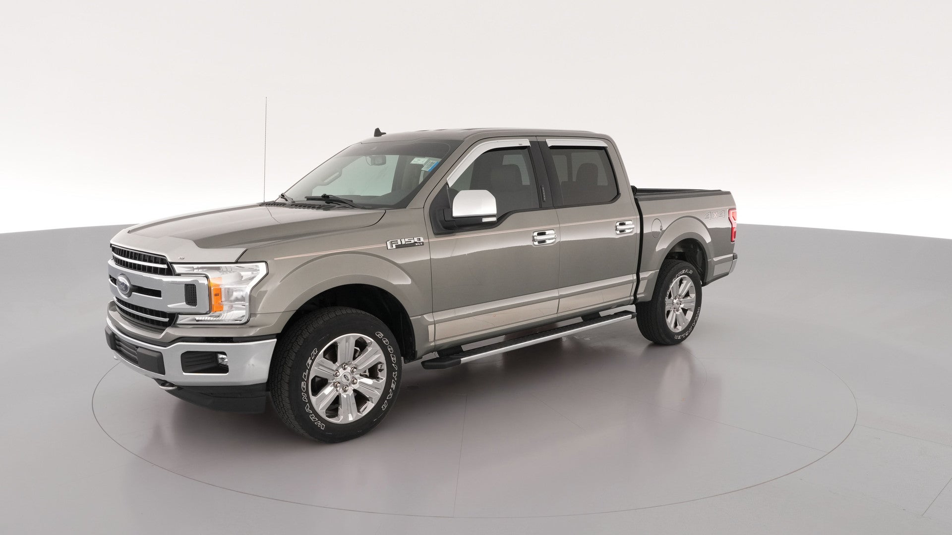 2019 Ford F150 SuperCrew Cab vehicle photo