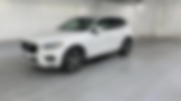 2019 Volvo XC60 vehicle photo