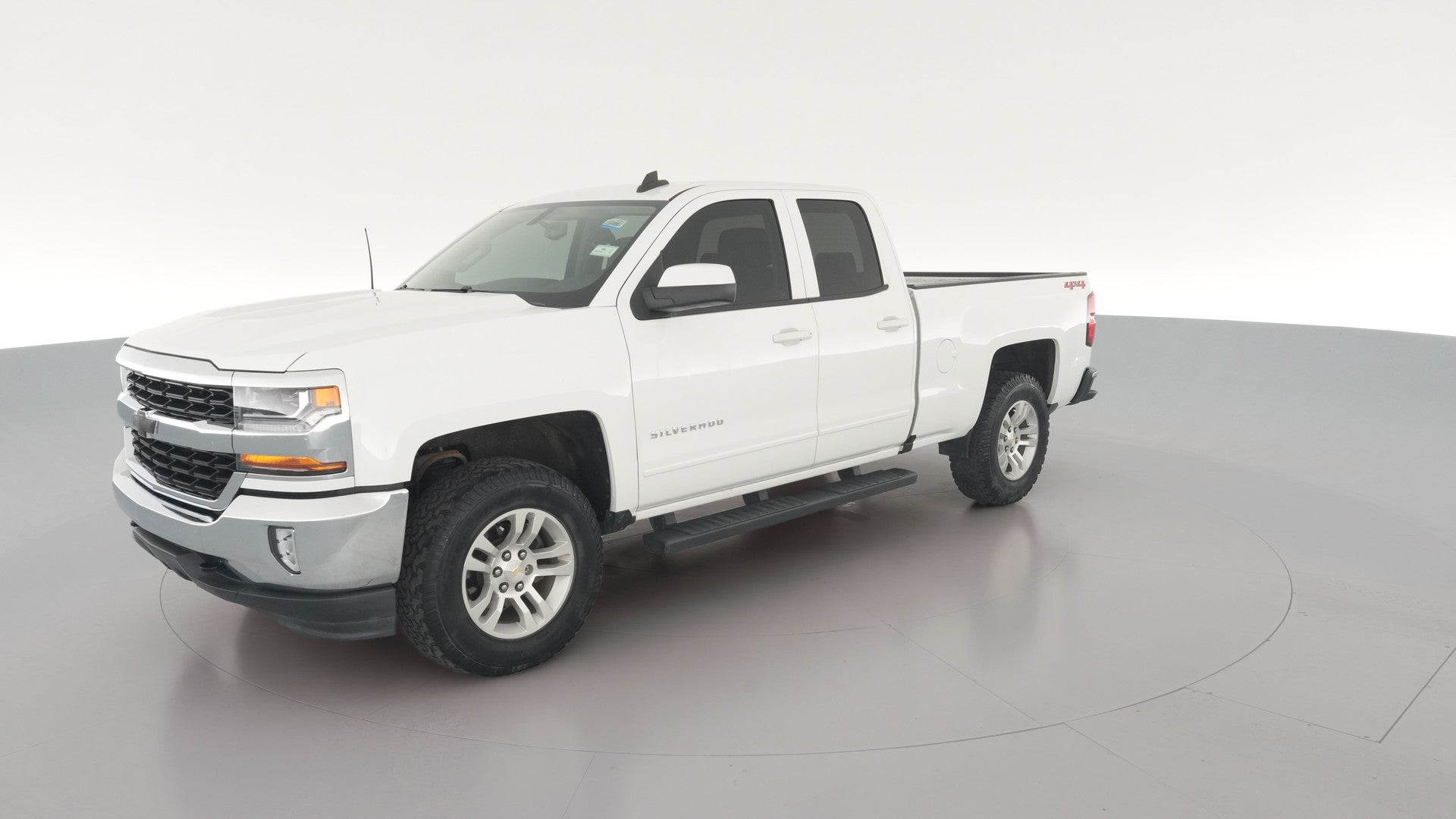 2019 Chevrolet Silverado 1500 LD Double Cab vehicle photo