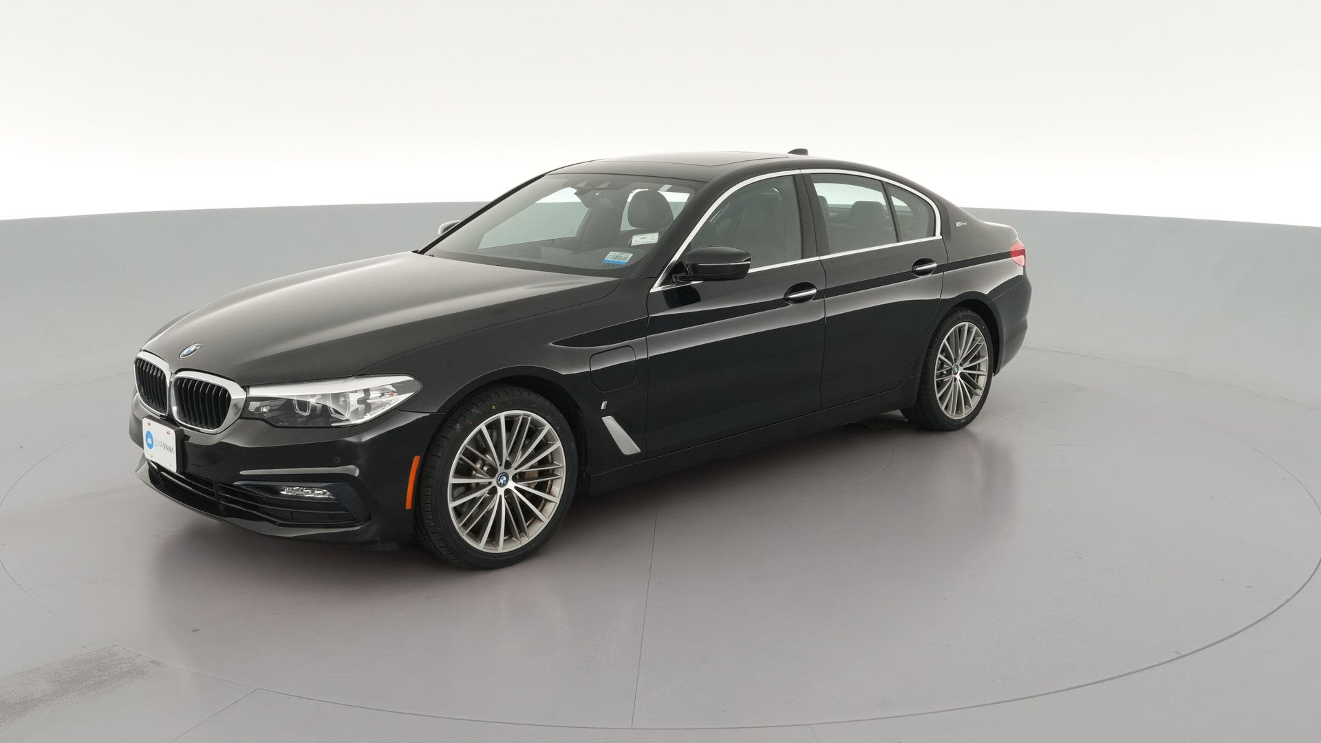 2018 BMW 5 Series vehicle photo