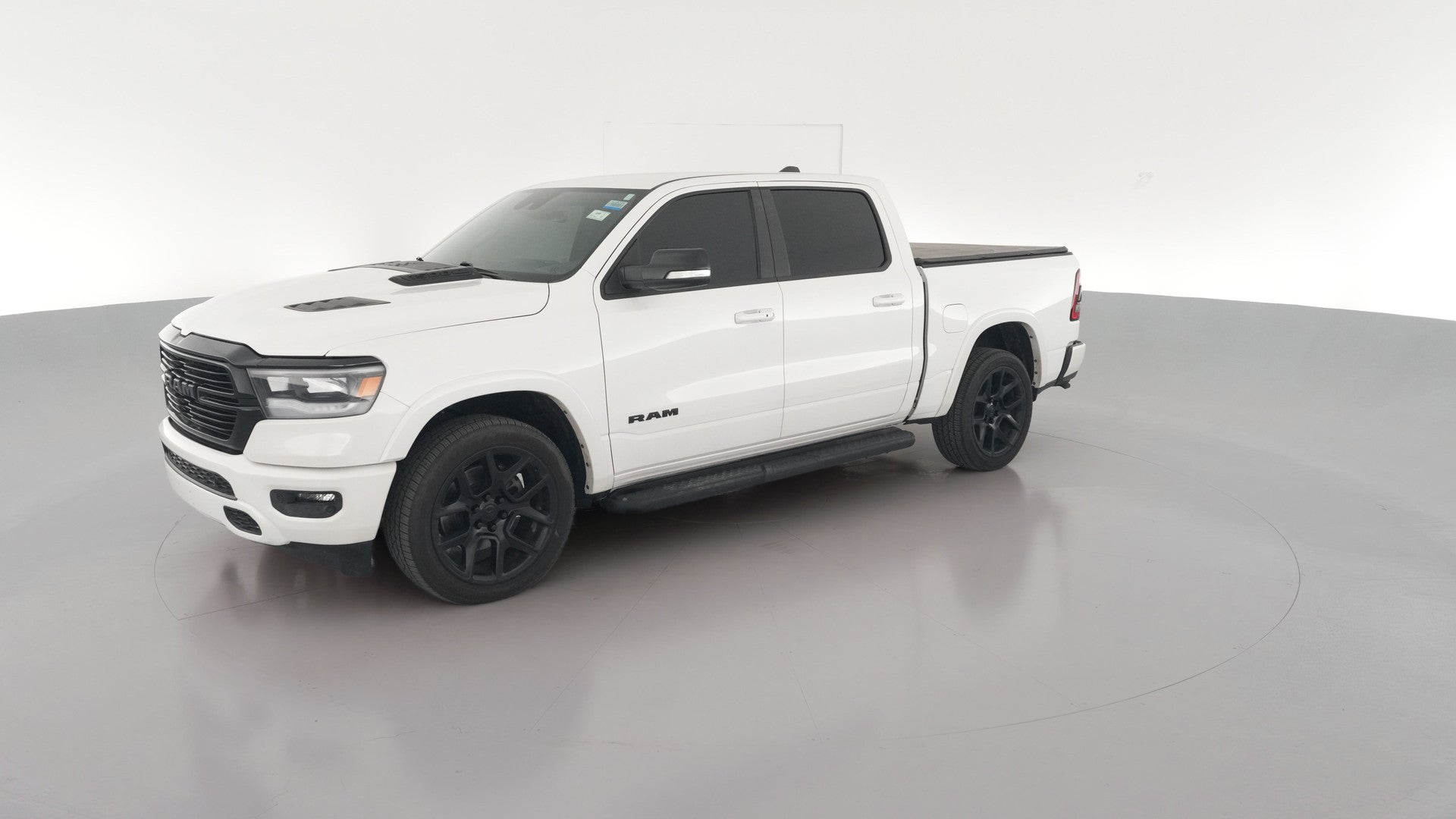 2022 Ram 1500 Crew Cab vehicle photo