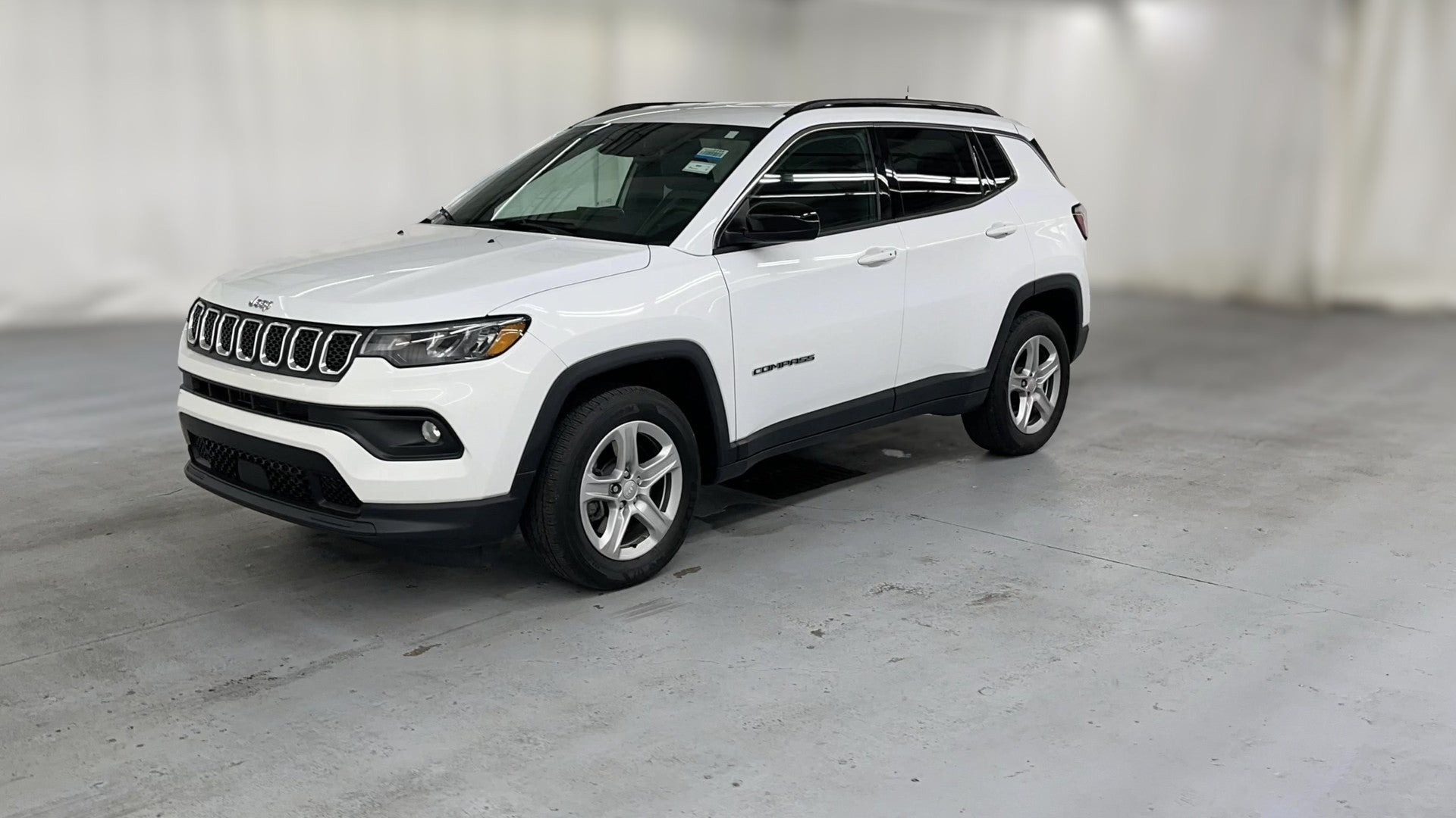 2023 Jeep Compass vehicle photo