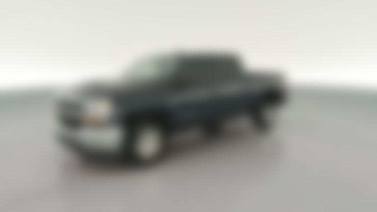 2018 Chevrolet Silverado 1500 Crew Cab vehicle photo