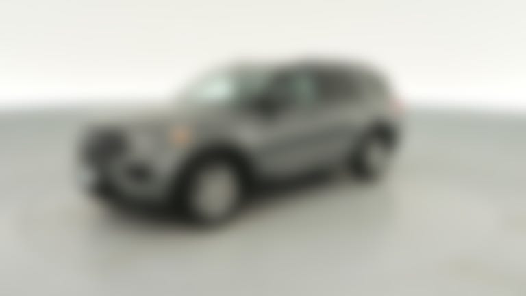 2022 Ford Explorer vehicle photo