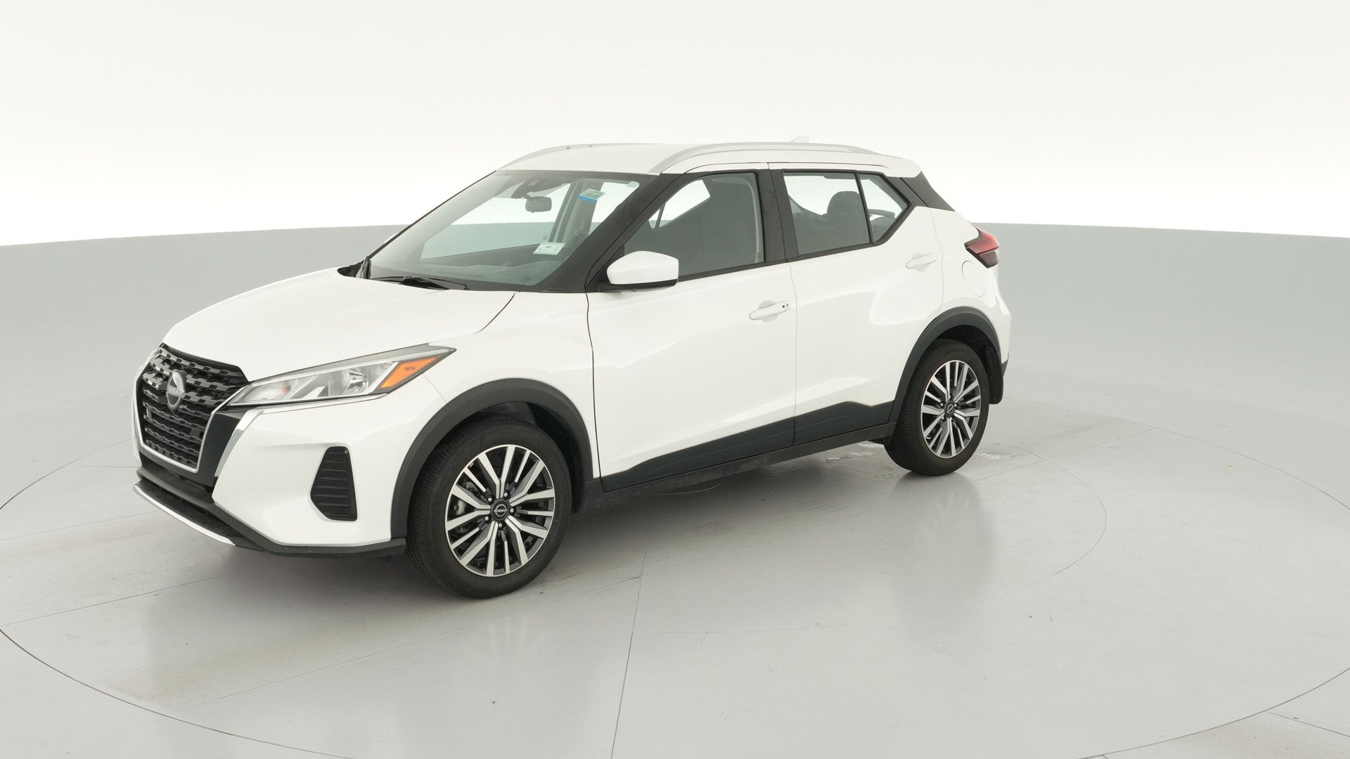2024 Nissan Kicks vehicle photo